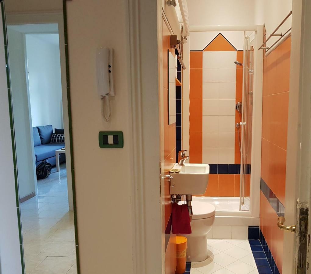 Casa Vacanze All'Angolo Trieste Luaran gambar